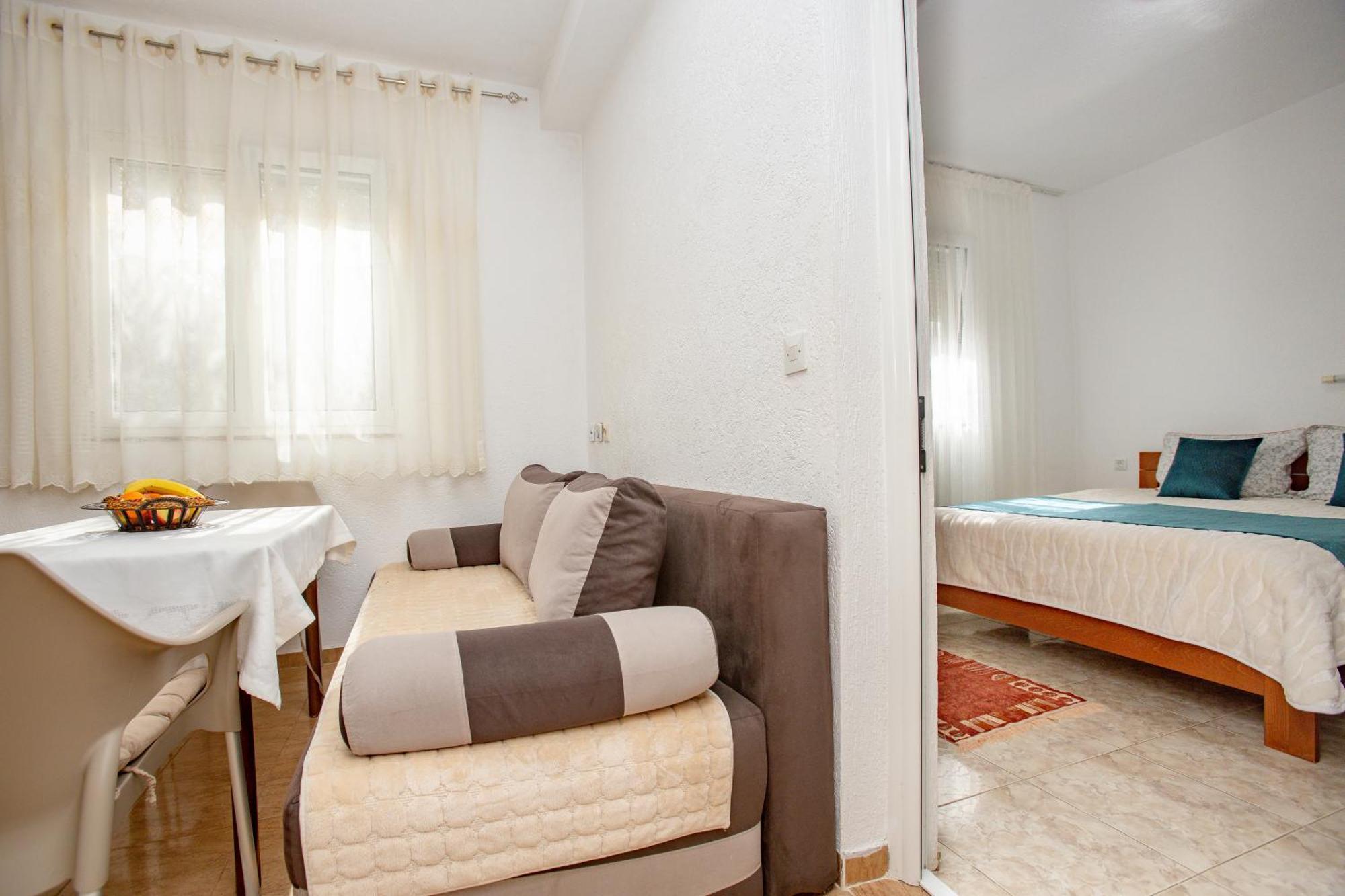 Apartments Oliva Utjeha Exterior foto